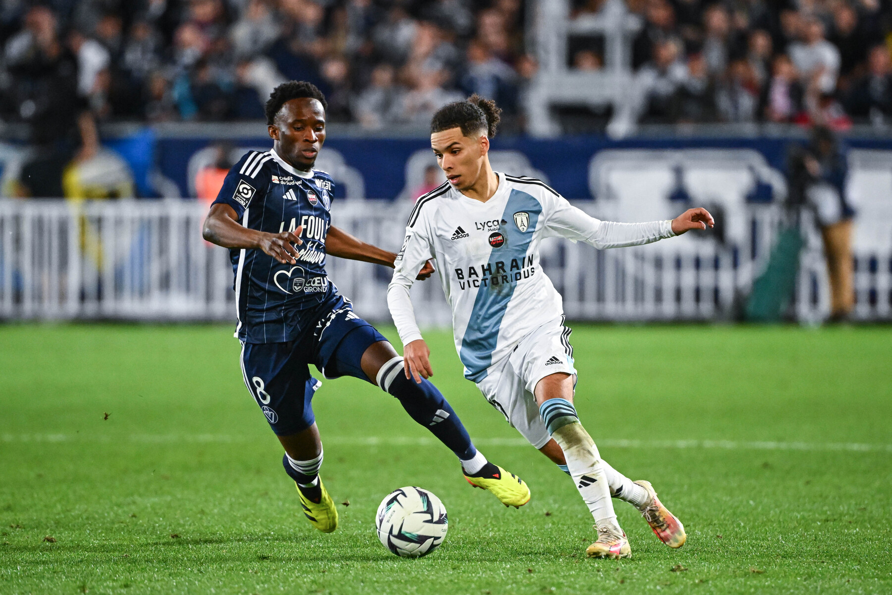 Ilan Kebbal avec le maillot du Paris FC face à son club formateur (Icon Sport)